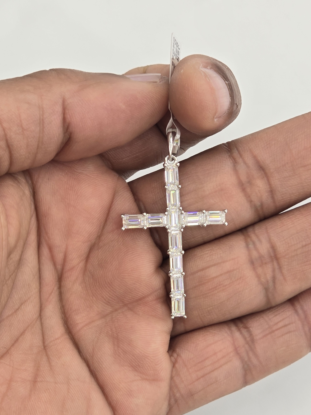 925 Sterling Silver Moissanite Diamond Cross Pendant